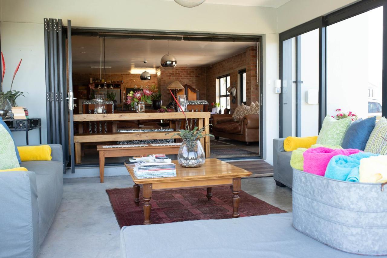 Stay At Friends Economic Rooms Malkopvlei Luaran gambar